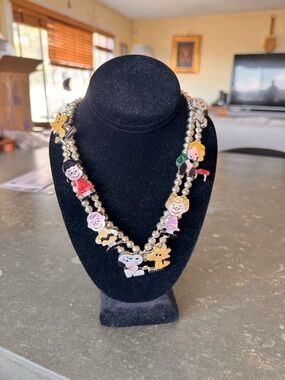 Vintage Zuni Multicolor Peanuts Character Bead Necklace - silver handmade.